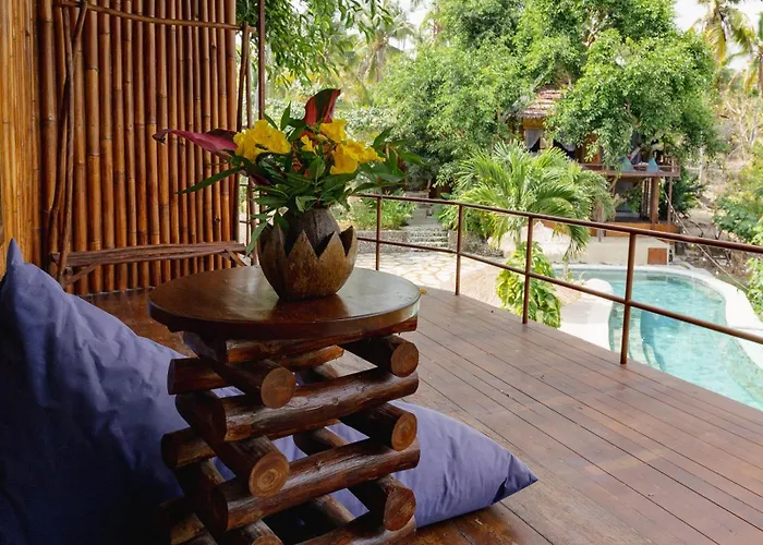 Gading Tree House ロッジ Batununggul