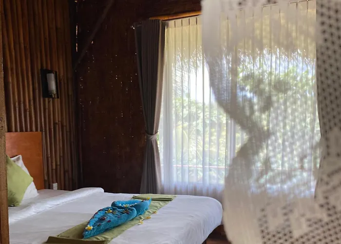 Gading Tree House ロッジ