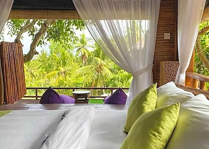 Gading Tree House